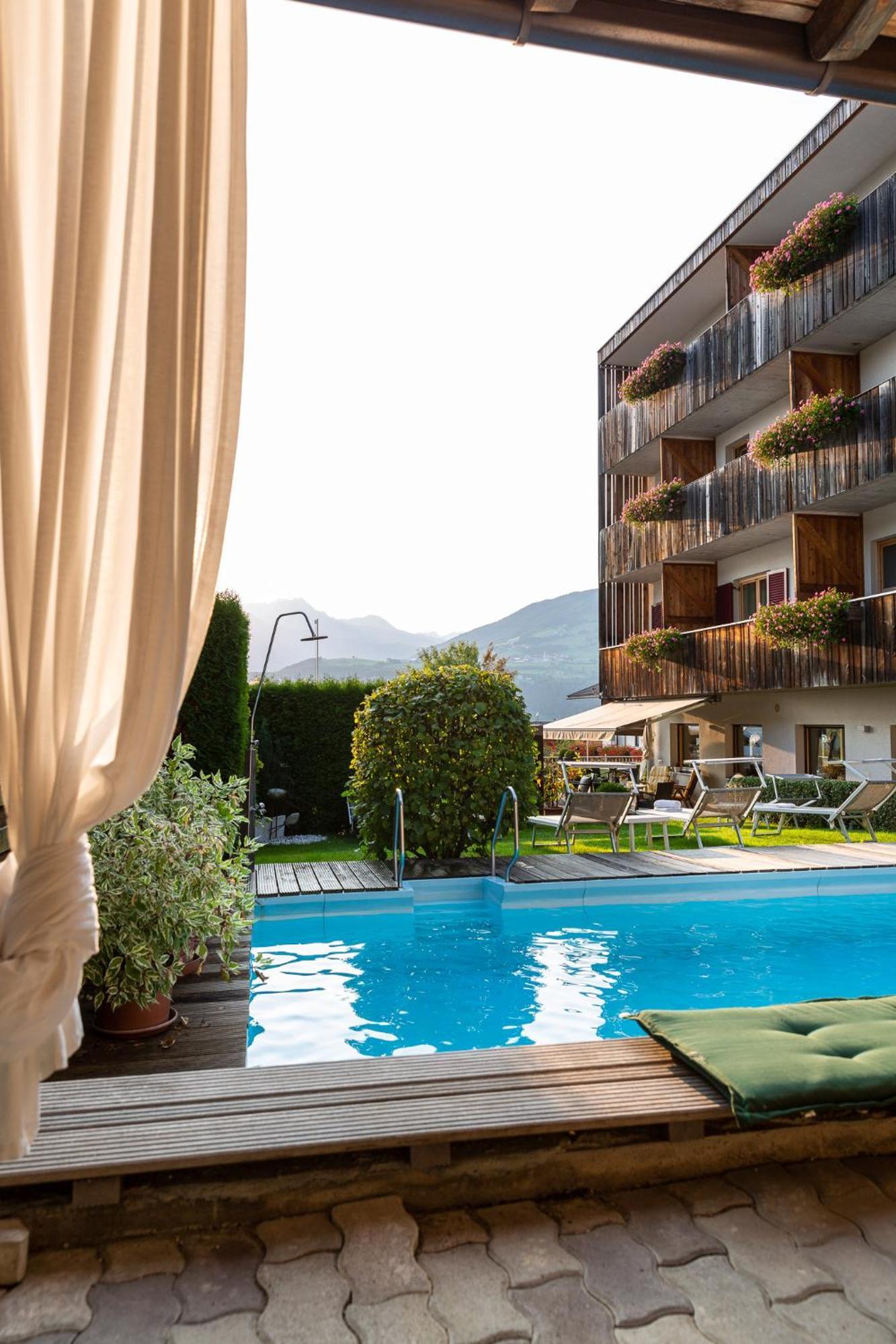 Hotel Tirolerhof Rodengo Luaran gambar
